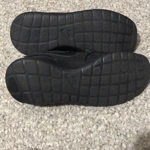 Nike Shoes - Shoes Nike Shoes - Shoes